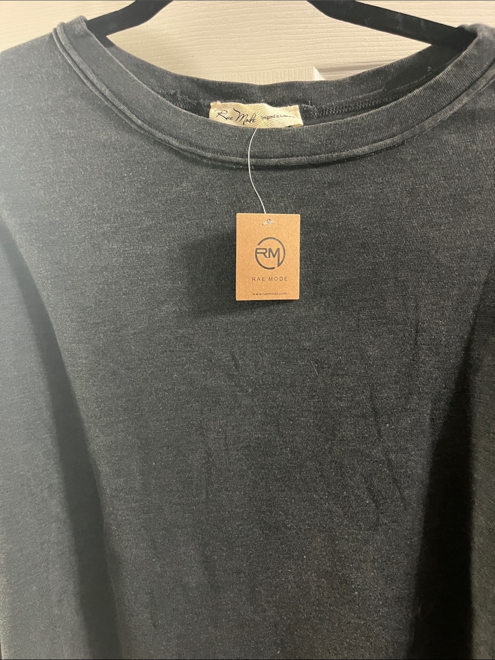 Rae Mode Women’s Black Crewneck Top